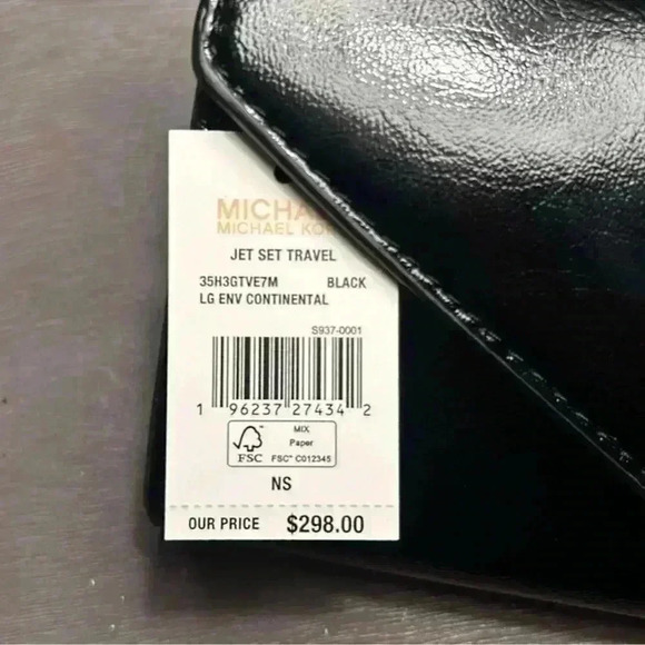 Michael Kors Jet Set Long Black Metallic Leather Wallet NWT Flawless - Picture 6 of 7